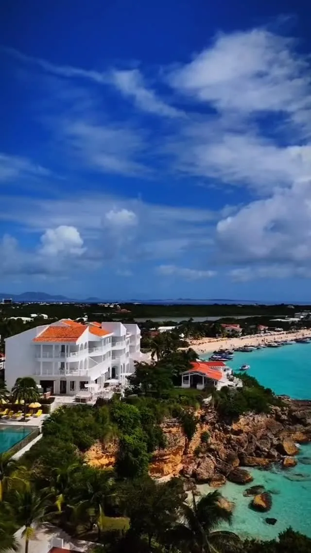 Malliouhana is proud to sponsor the 10th Annual Anguilla Poker Run!

Join us tomorrow, Saturday 9 August at around 3pm at Leon’s in Meads Bay, the 4th stop on this thrilling nautical adventure, and enjoy special culinary delights, signature cocktails, and fun beach games. 

The Anguilla Poker Run is one of the biggest summer boating events drawing hundreds of boats and boating enthusiasts from across the Caribbean region.

For more information, call 1.264.497.6111 or email concierge@malliouhana.com

🎥: @264weatherman